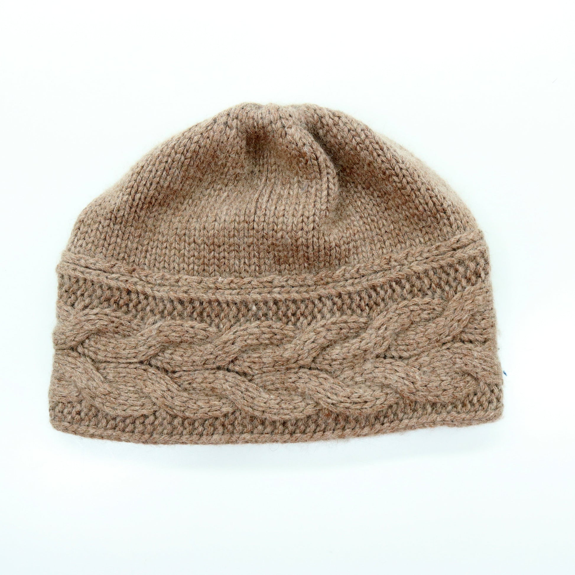 BEANIE IN CABLES DESIGN-1