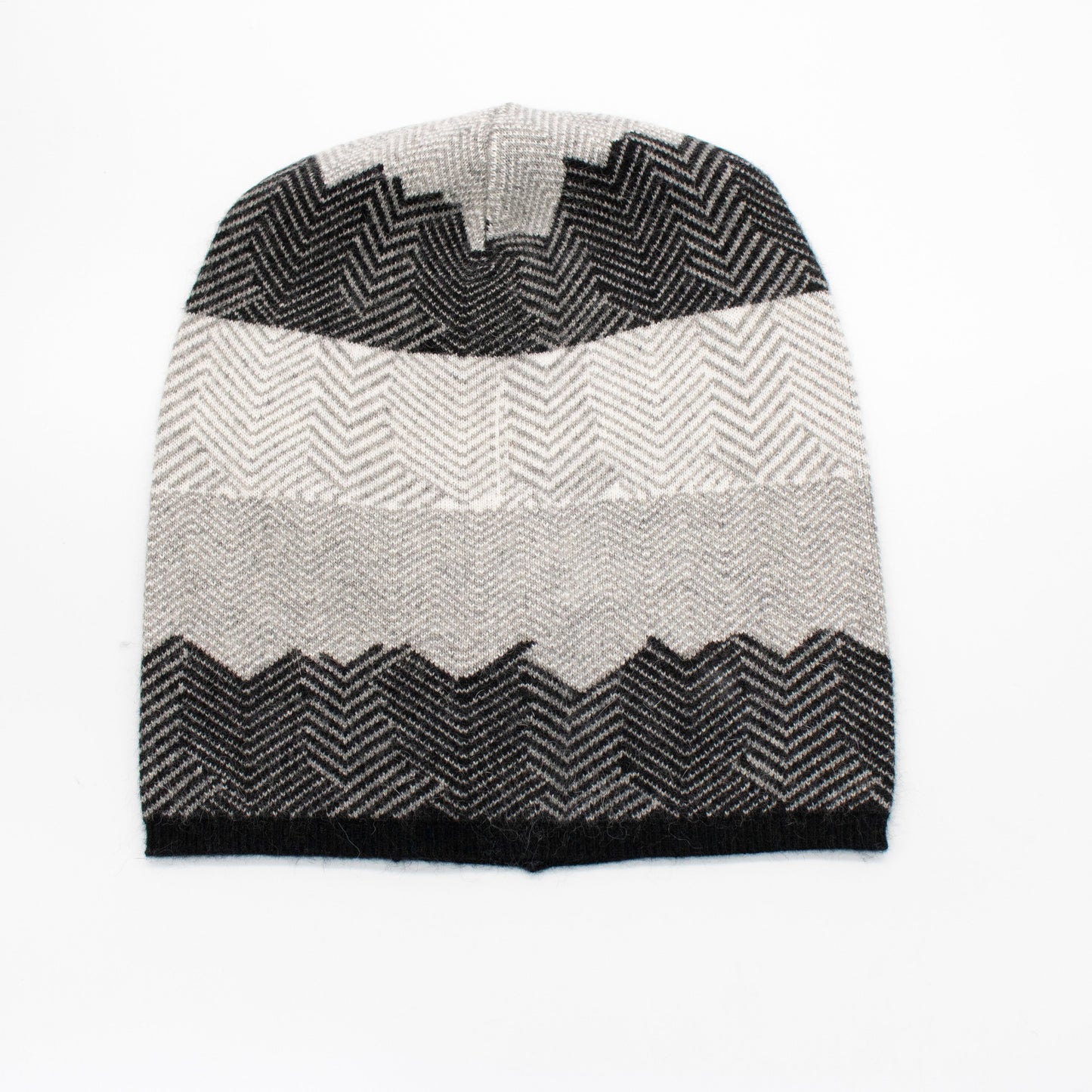 SLOUCHY HAT IN GEOMETRIC DESIGN-1