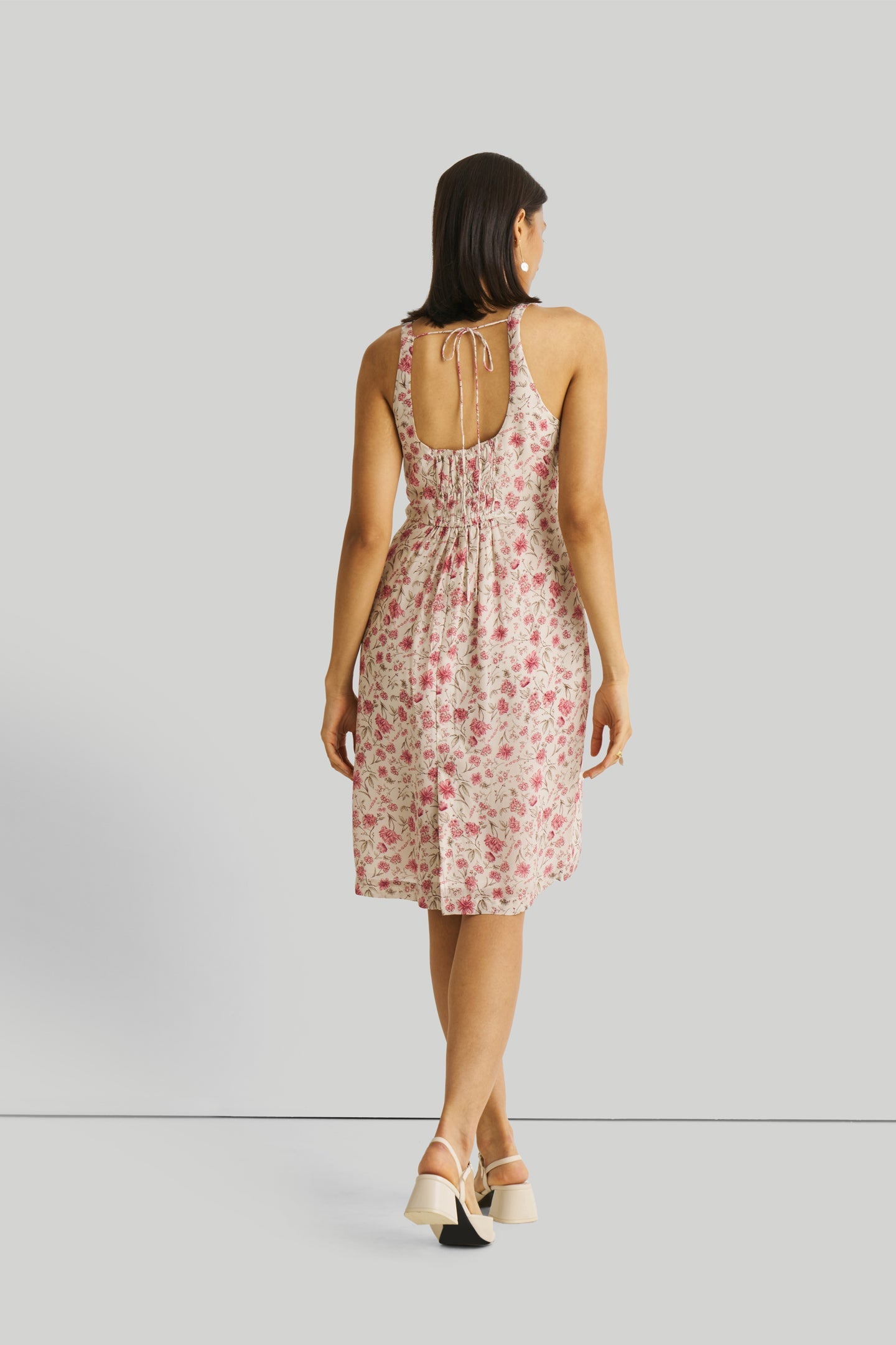 Fitted Knee Length Floral Dress-4