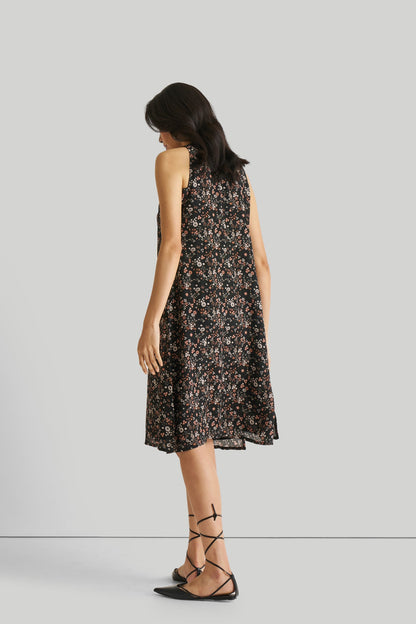 Reading Tea Leaves Dress in Black Florals-2