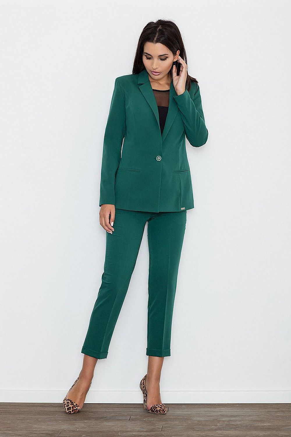 Slim-Fit Cropped Dress Pants