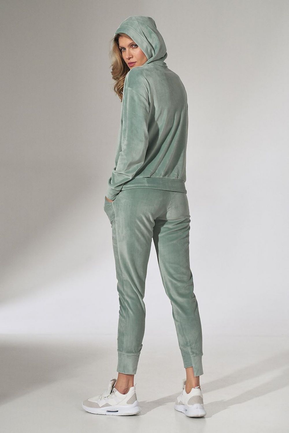 Comfort Fit Velour Jogger