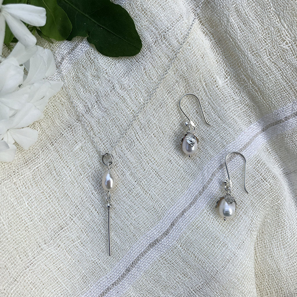 Freshwater Pearl Teardrop Earrings-2