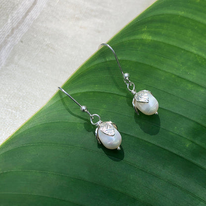 Freshwater Pearl Teardrop Earrings-1